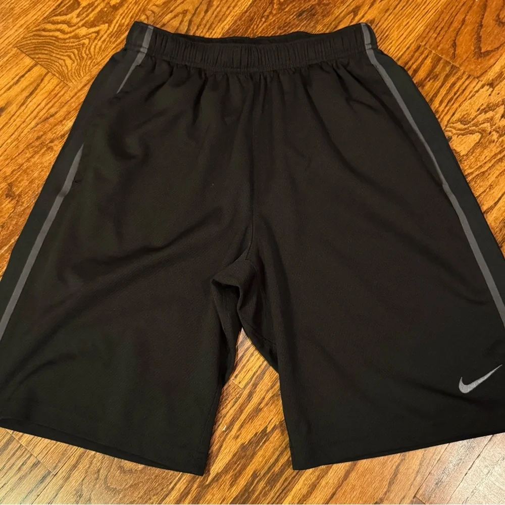 Nike Dri-Fit Basketball Athletic Shorts - Men’s Small